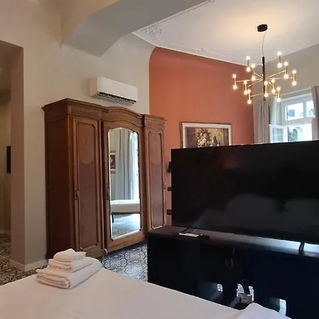 מלון Fontana Falconieri Boutique 4*